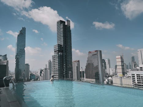 Relax in Style: The World's Most Stunning Rooftop Pools in Hotels